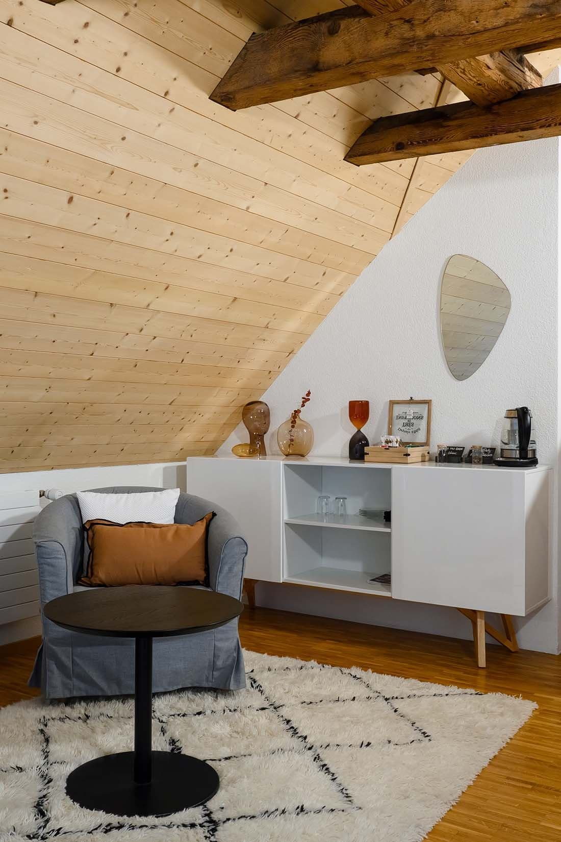 Coin salon d'une chambre